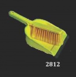 DUST PAN WITH BRUSH 02